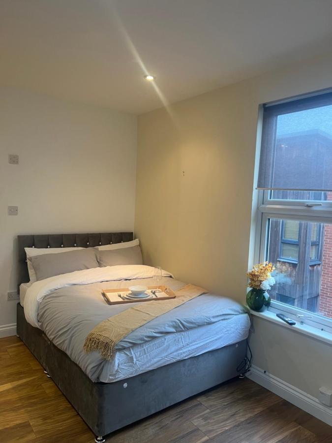 Ferienwohnung Large Modern Studio Flat London Exterior foto